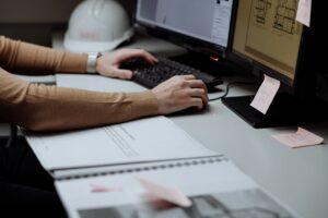 Discover how to work together in real time with the Shared Views feature of AutoCAD.
